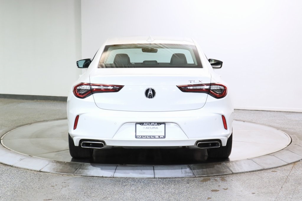Vehicle image 5 of 28