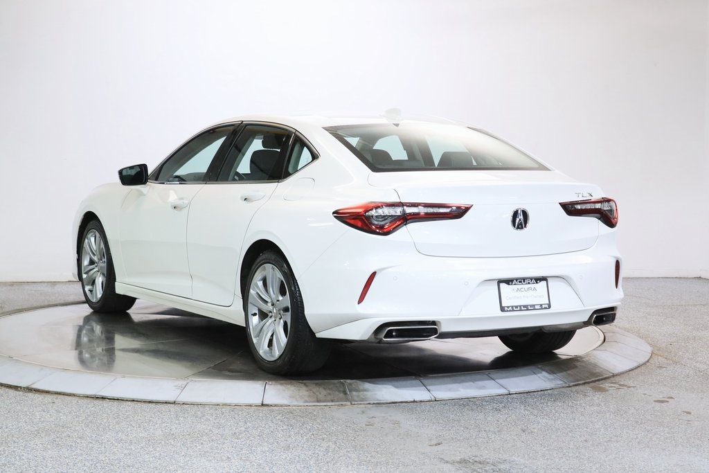 Vehicle image 6 of 28