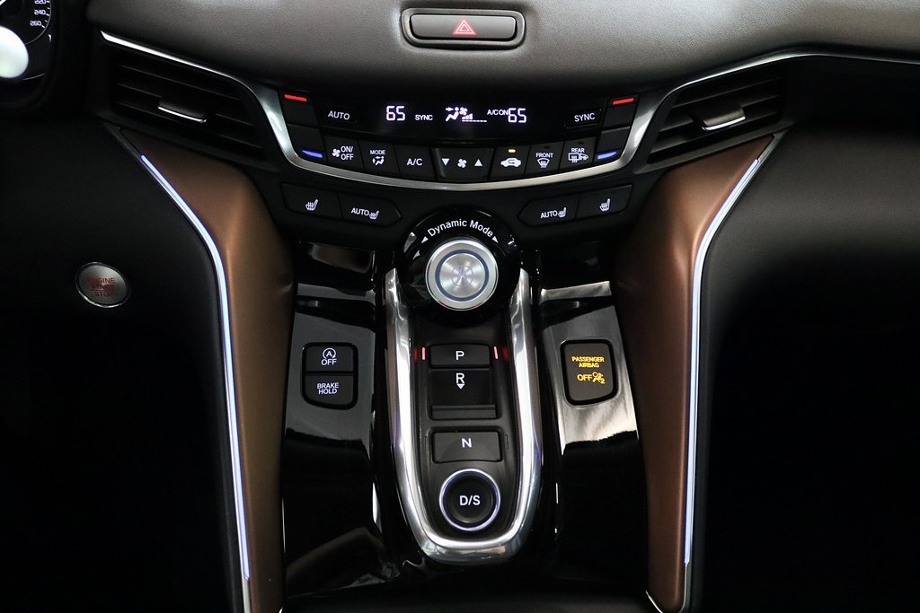 Vehicle image 26 of 28