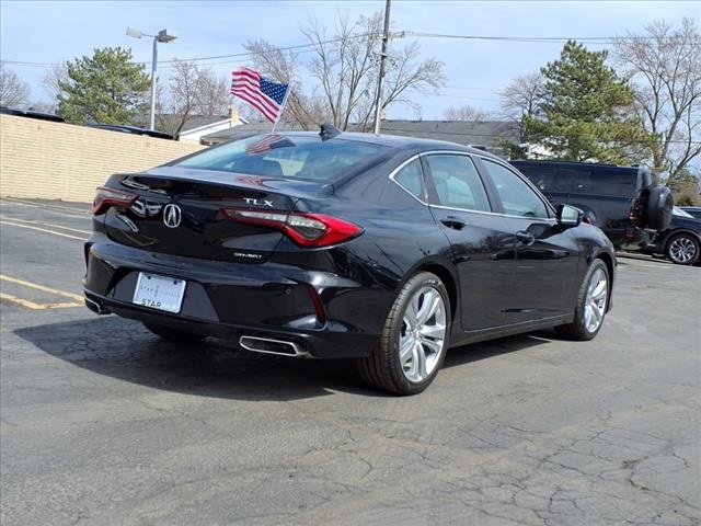 Vehicle image 5 of 29