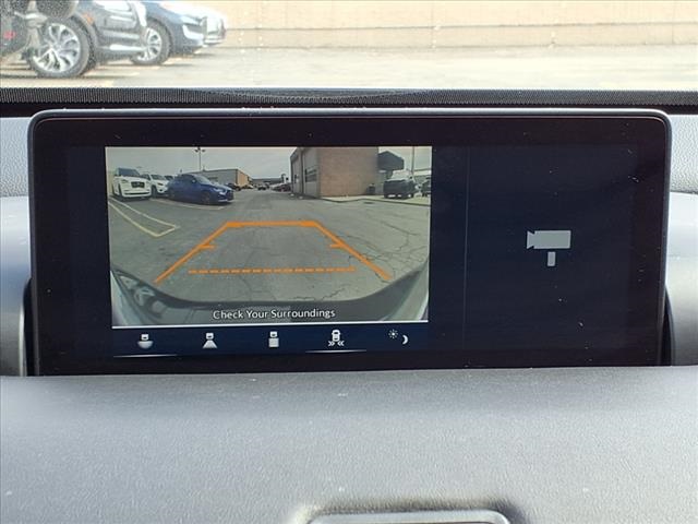 Vehicle image 19 of 29