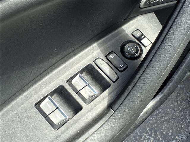 Vehicle image 15 of 29