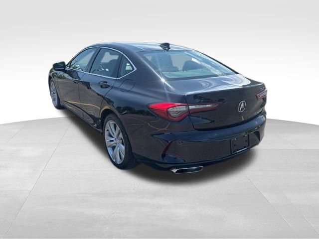 Vehicle image 7 of 19