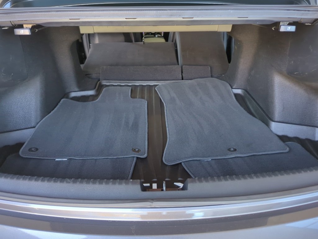 Vehicle image 38 of 53