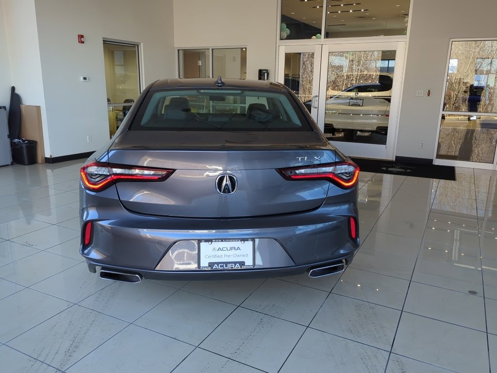 Vehicle image 5 of 53