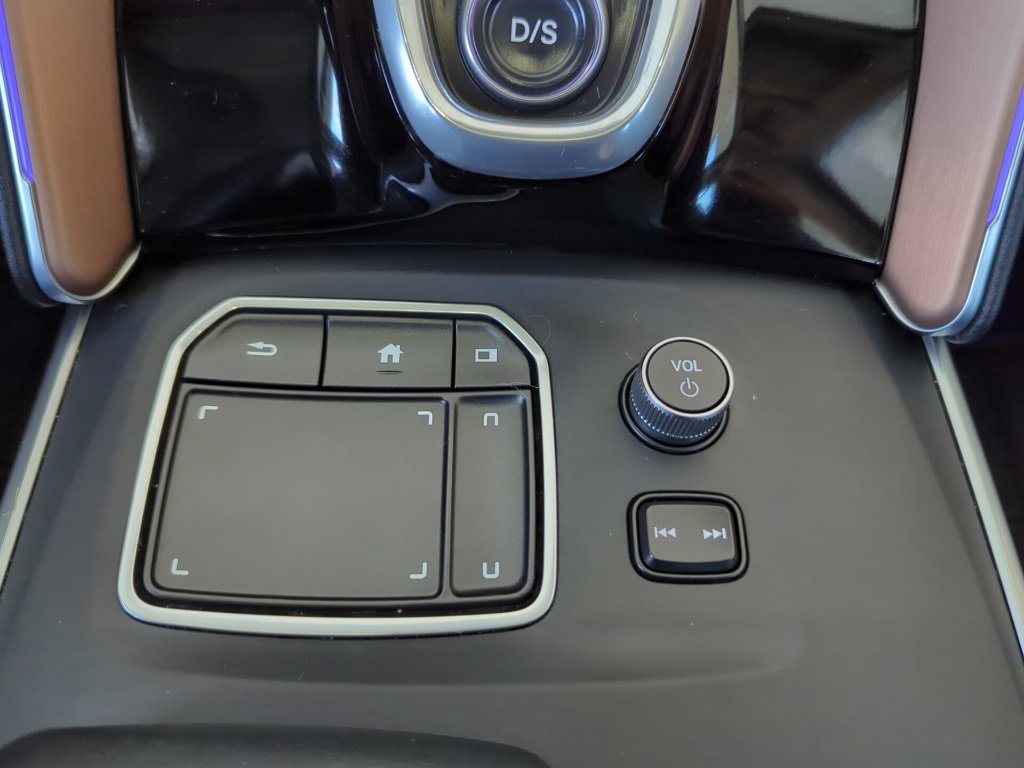 Vehicle image 26 of 53