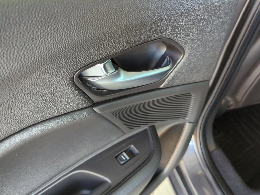Vehicle image 30 of 53