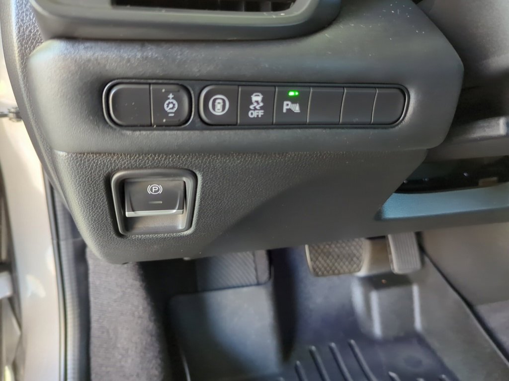 Vehicle image 15 of 53