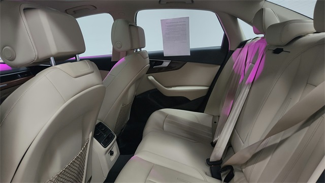 Vehicle image 21 of 27