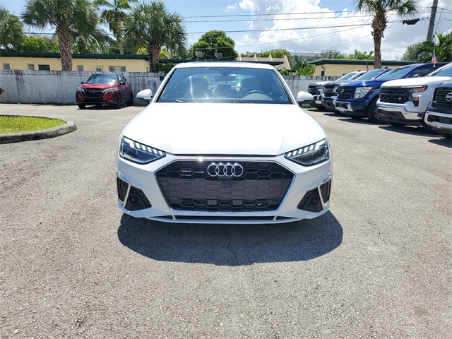 Vehicle image 3 of 30