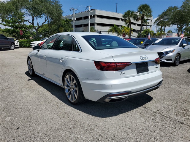Vehicle image 7 of 30