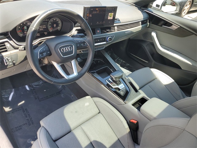 Vehicle image 8 of 30