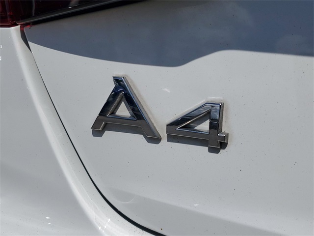 Vehicle image 29 of 30