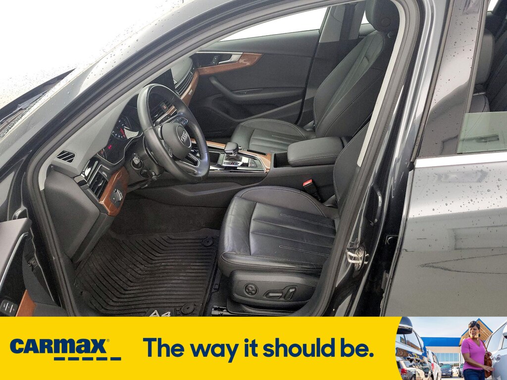 Vehicle image 20 of 28