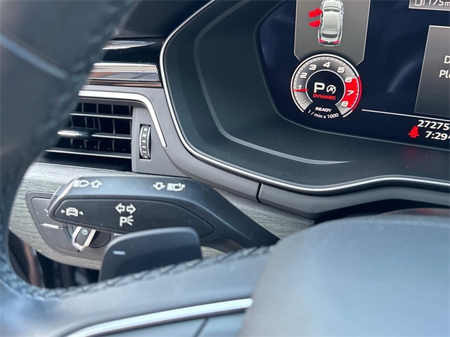 Vehicle image 15 of 29