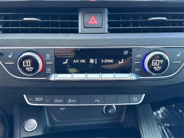 Vehicle image 26 of 29