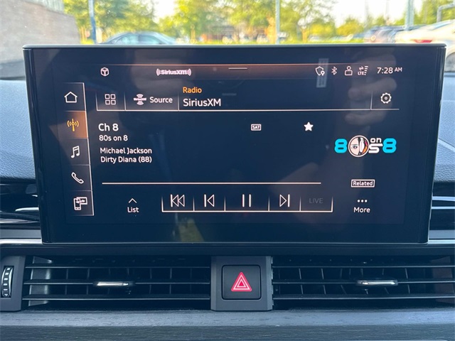 Vehicle image 17 of 29