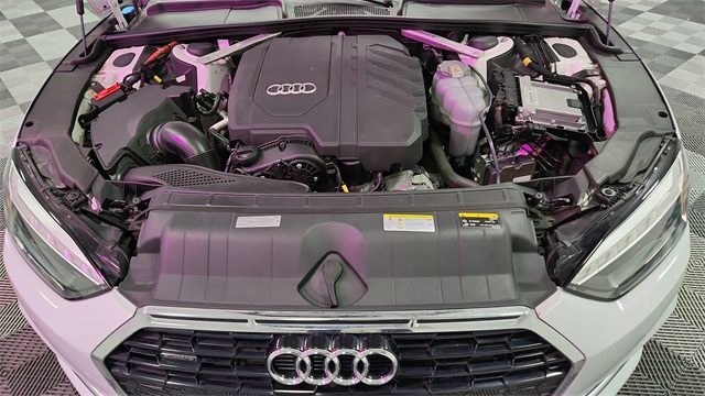 Vehicle image 25 of 26