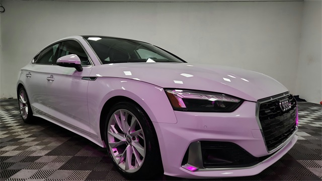 Vehicle image 3 of 26