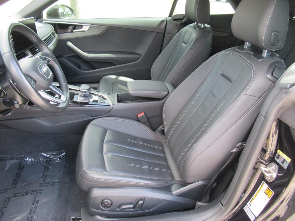 Vehicle image 13 of 31