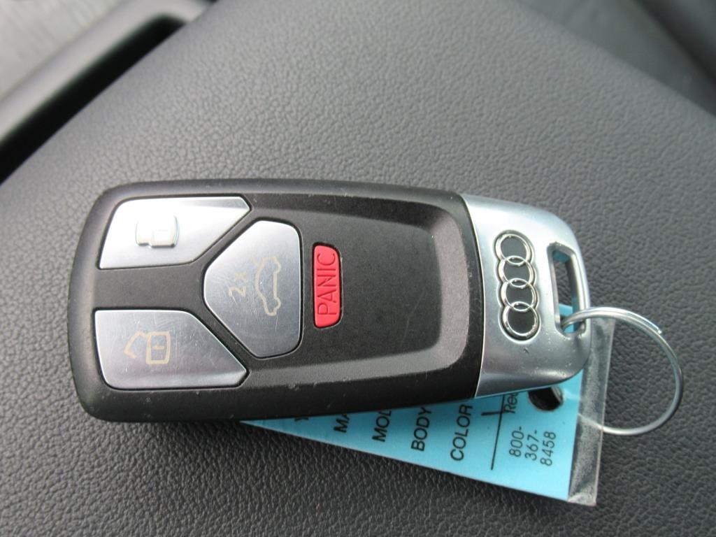 Vehicle image 26 of 31
