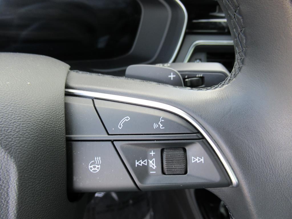 Vehicle image 22 of 31