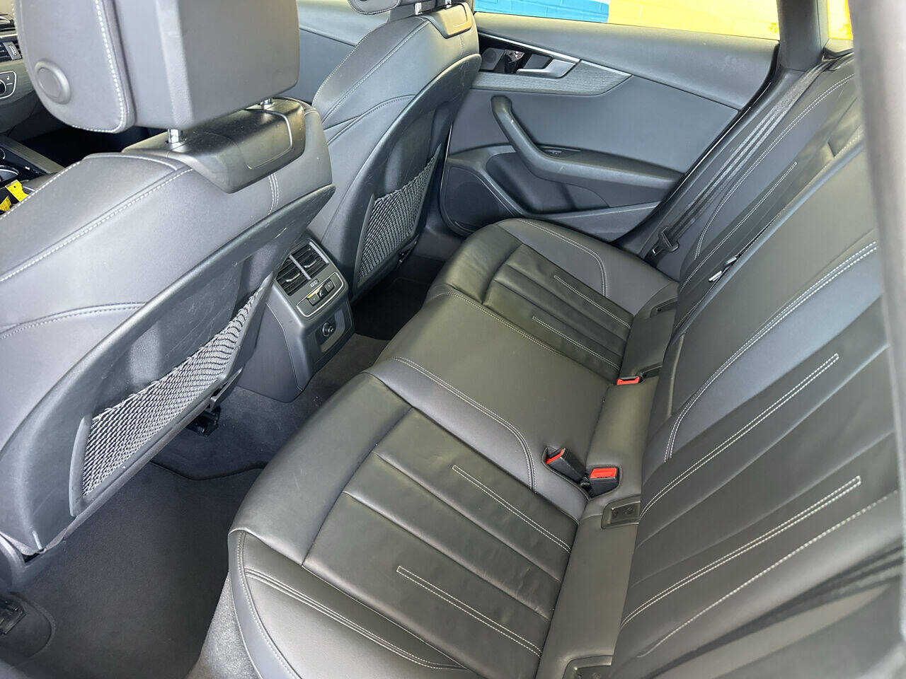 Vehicle image 12 of 16