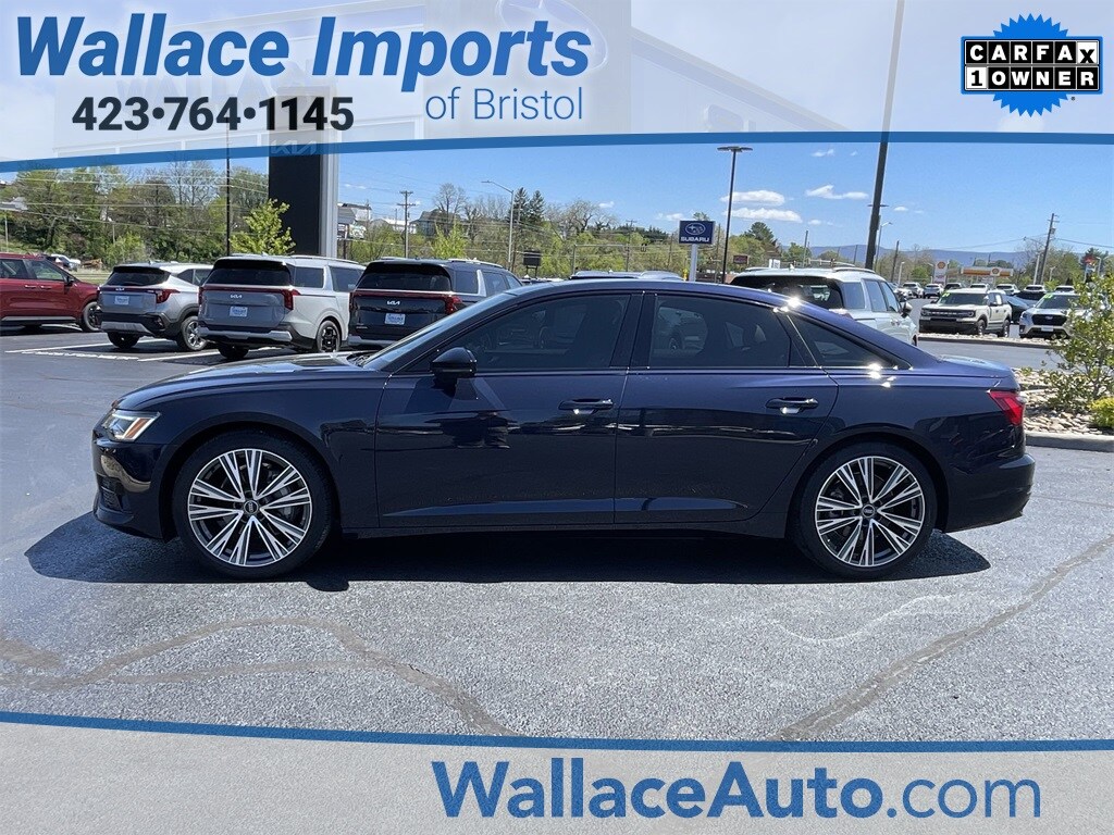 Vehicle image 4 of 40
