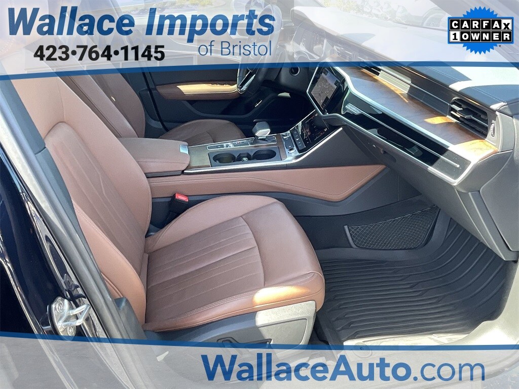Vehicle image 34 of 40
