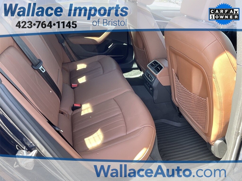 Vehicle image 24 of 40