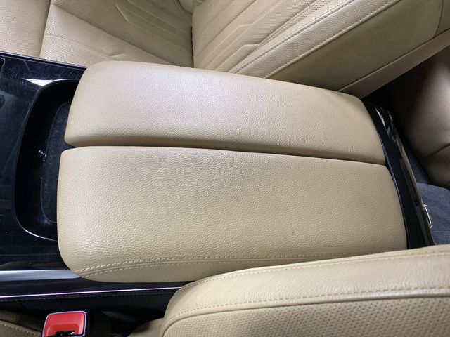 Vehicle image 25 of 44