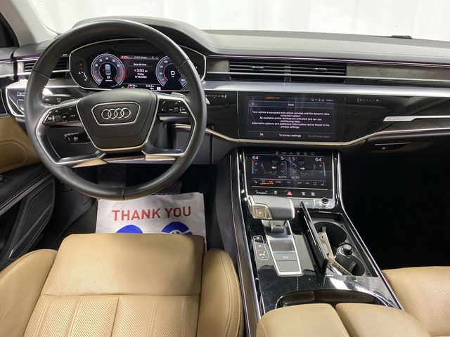 Vehicle image 11 of 44