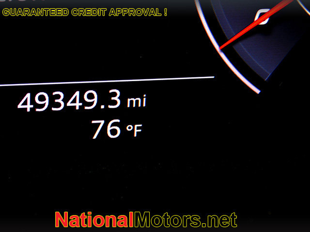 Vehicle image 13 of 14
