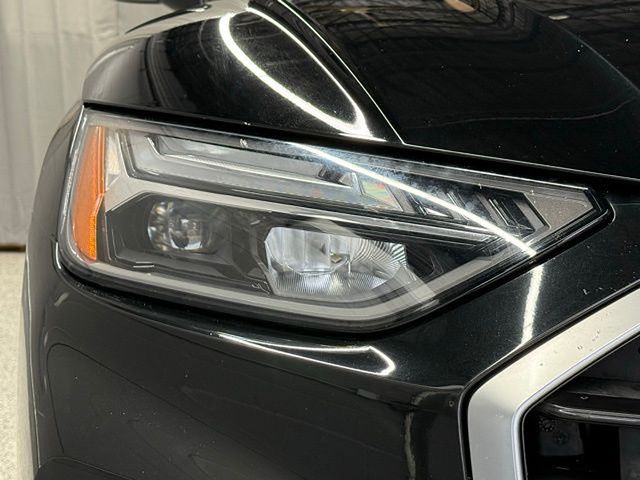 Vehicle image 14 of 58