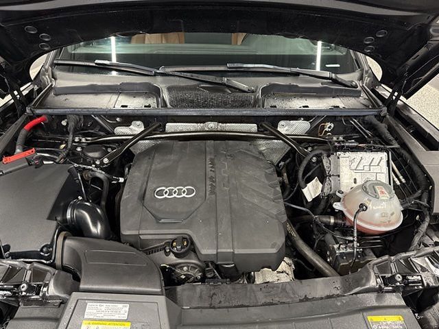 Vehicle image 11 of 58