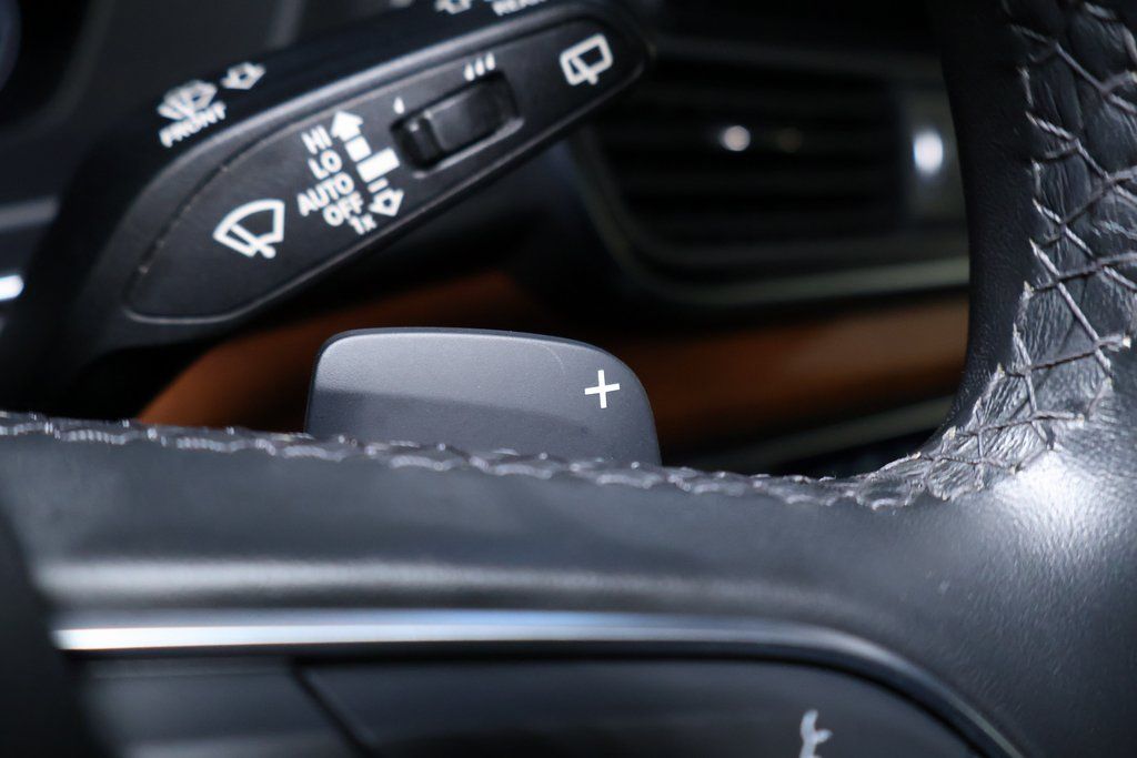 Vehicle image 24 of 43