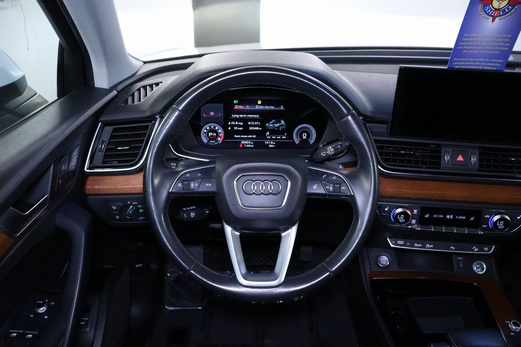 Vehicle image 15 of 43
