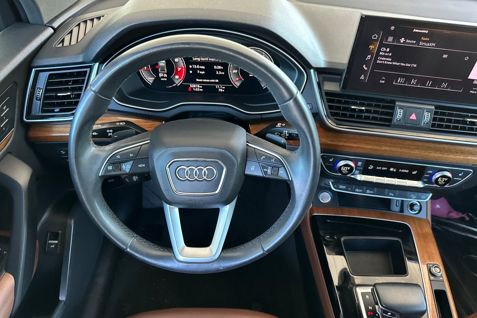 Vehicle image 16 of 35