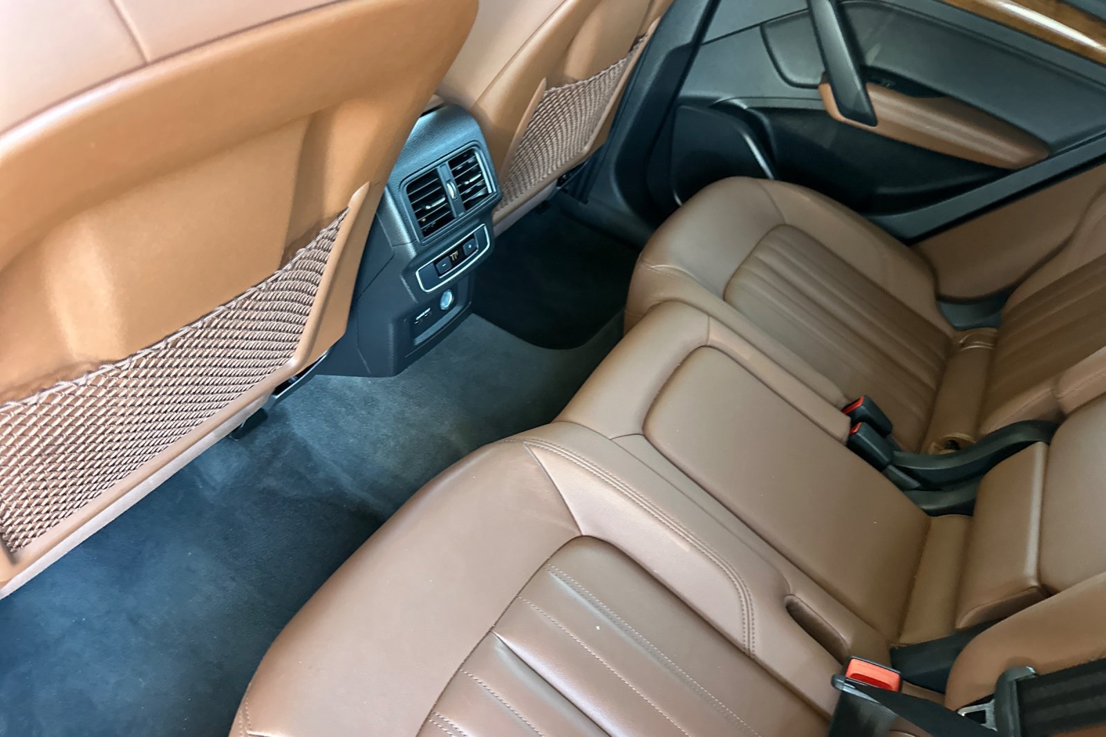 Vehicle image 13 of 35