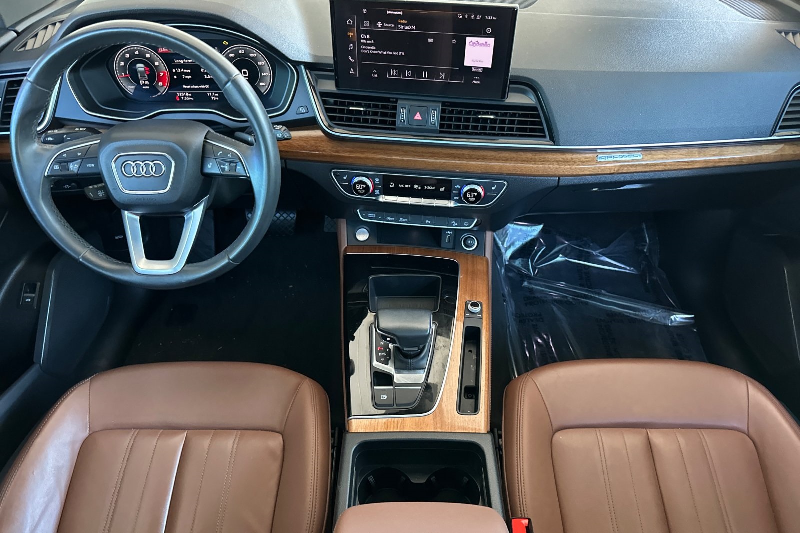 Vehicle image 15 of 35