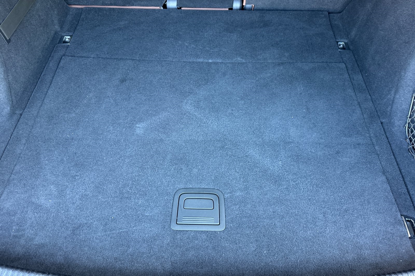Vehicle image 17 of 35