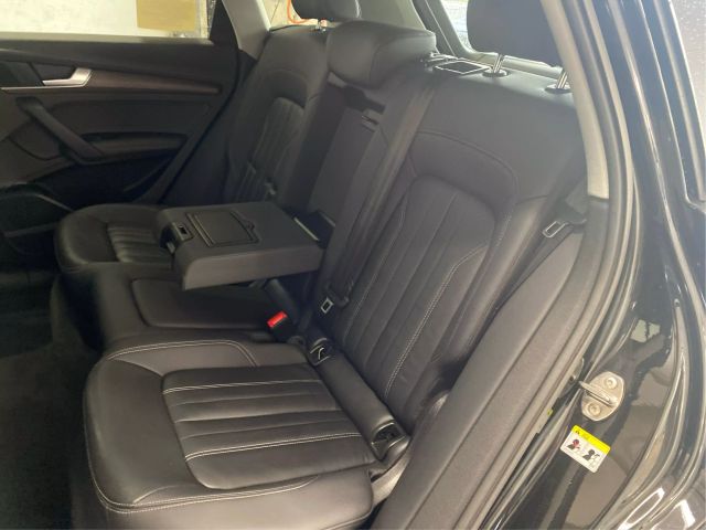 Vehicle image 13 of 43