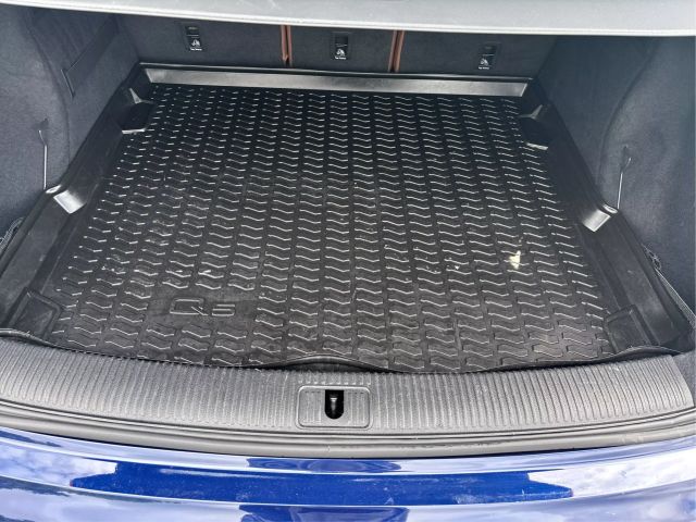 Vehicle image 9 of 35