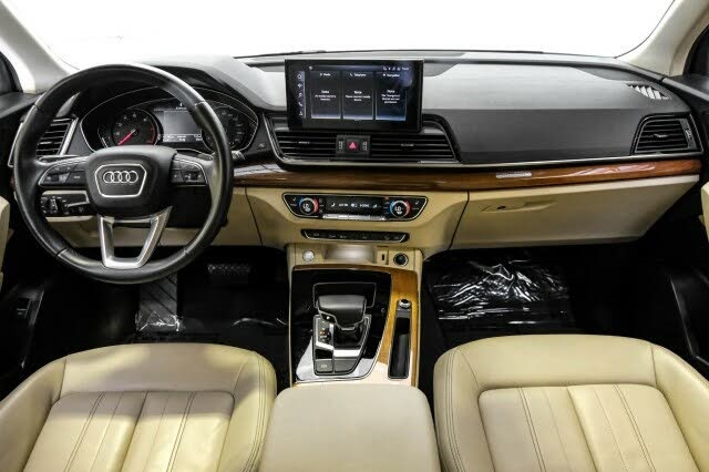 Vehicle image 13 of 57