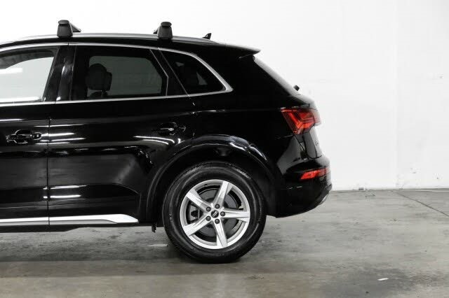 Vehicle image 11 of 57