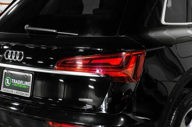Vehicle image 46 of 57