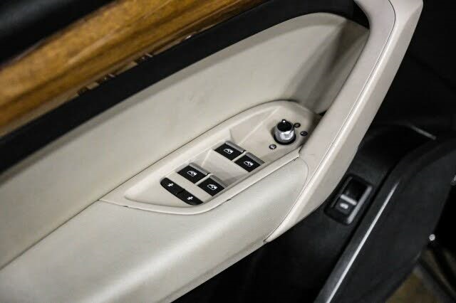 Vehicle image 39 of 57