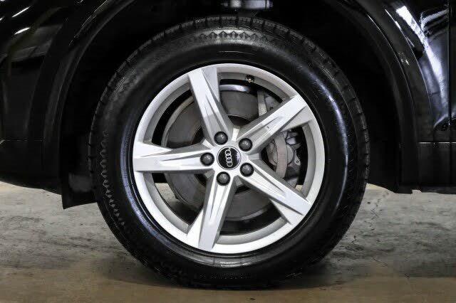 Vehicle image 55 of 57