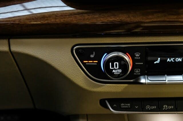 Vehicle image 21 of 57