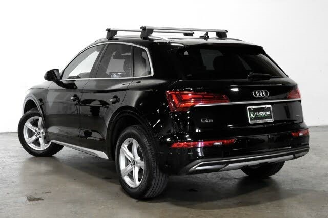 Vehicle image 8 of 57